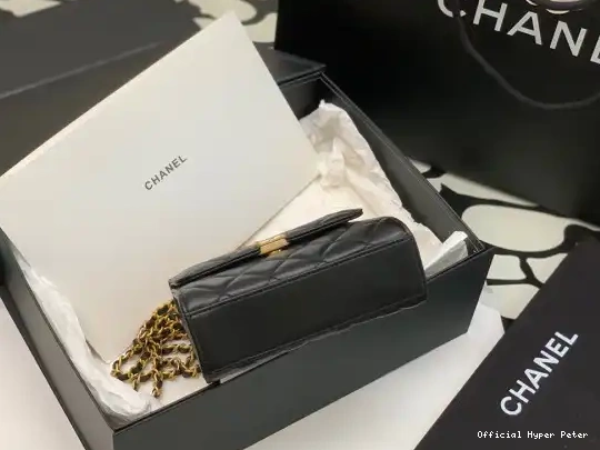 Hyper Peter CHANEL CHANELUTCH CHAIN WITH 0507